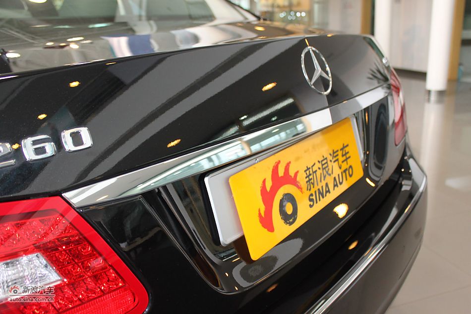 奔驰E260 CGI时尚型