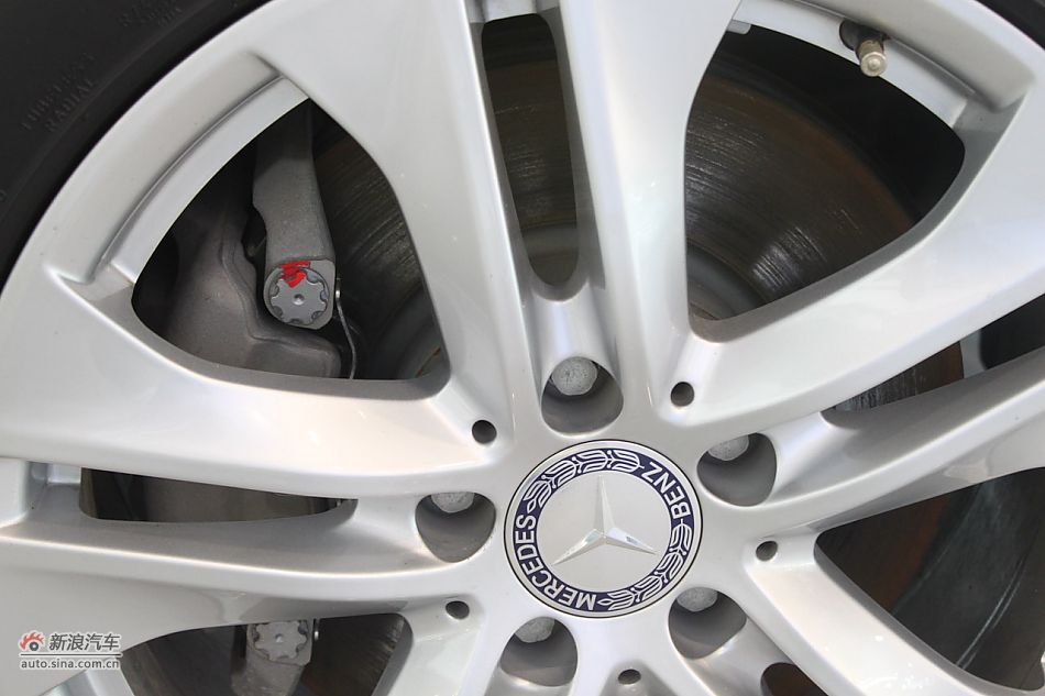 奔驰E260 CGI时尚型