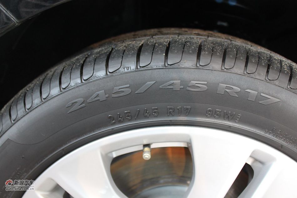 奔驰E260 CGI时尚型