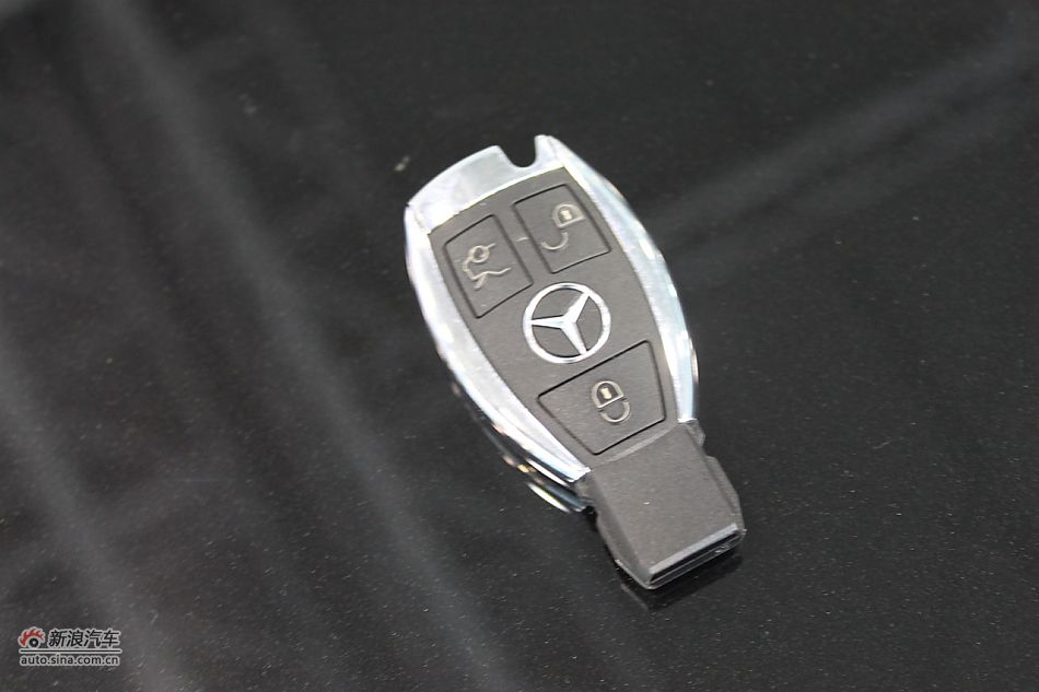 奔驰E260 CGI时尚型