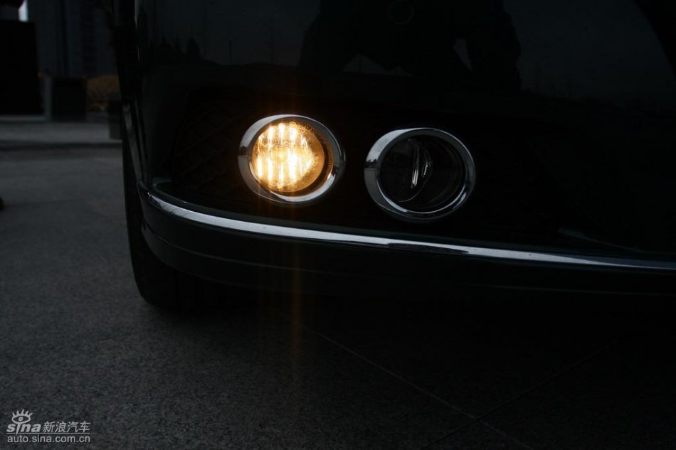 奔驰新E级试驾实拍图其他