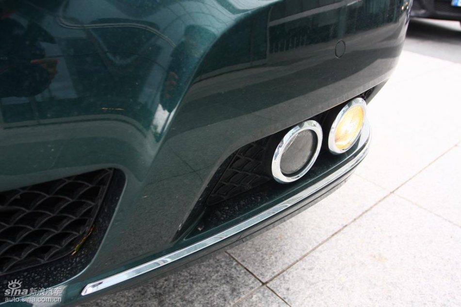 奔驰新E级试驾实拍图其他