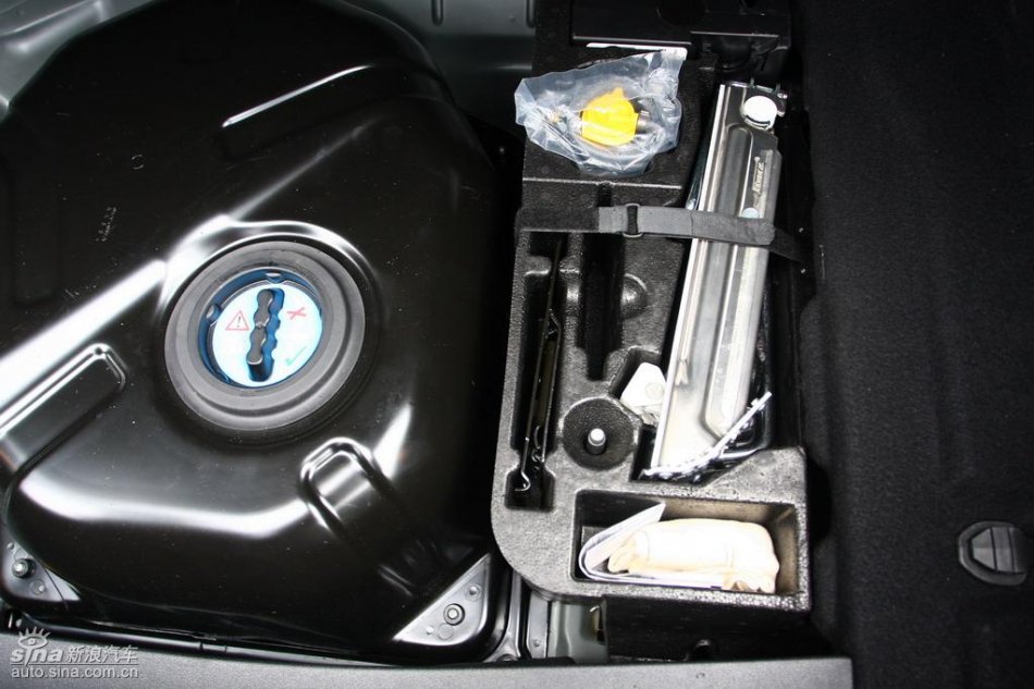 奔驰新E级试驾实拍图其他