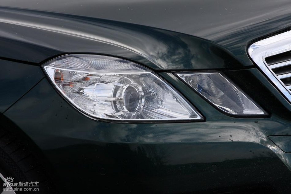 奔驰新E级试驾实拍图外观