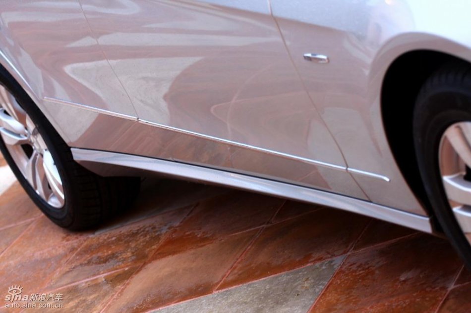 奔驰新E级试驾实拍图外观
