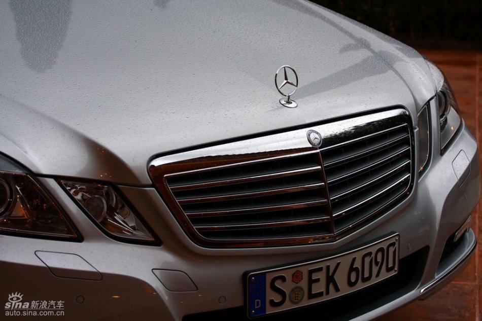 奔驰新E级试驾实拍图外观