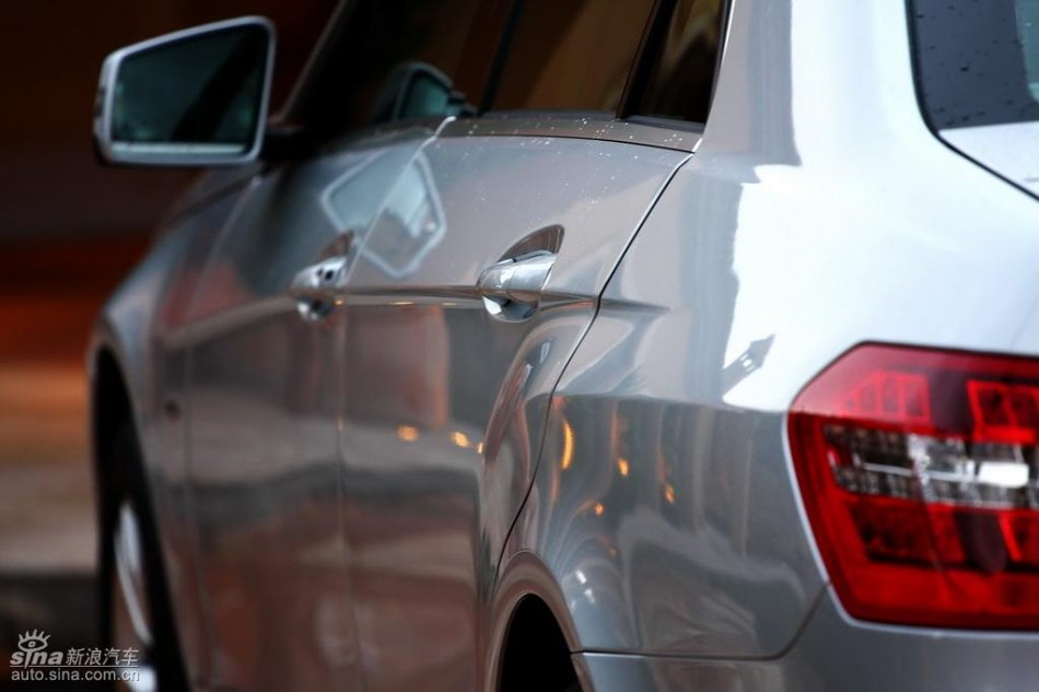 奔驰新E级试驾实拍图外观