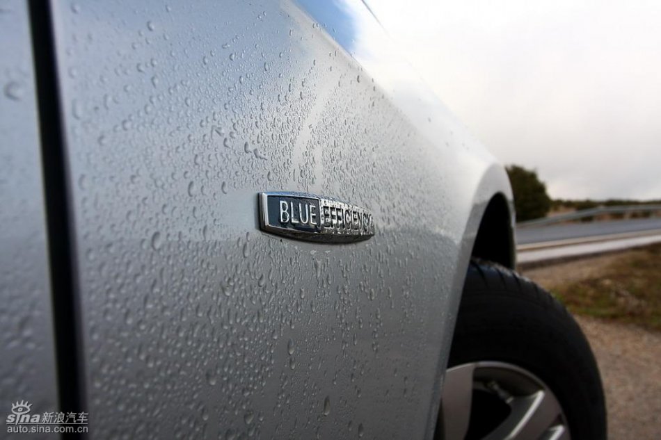 奔驰新E级试驾实拍图外观