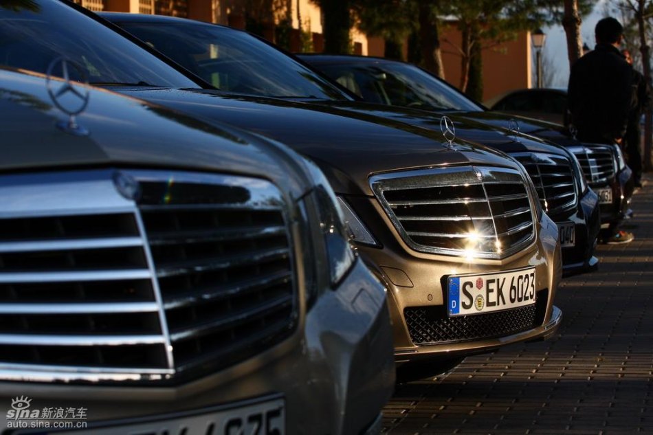 奔驰新E级试驾实拍图外观