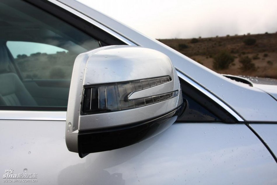奔驰新E级试驾实拍图外观