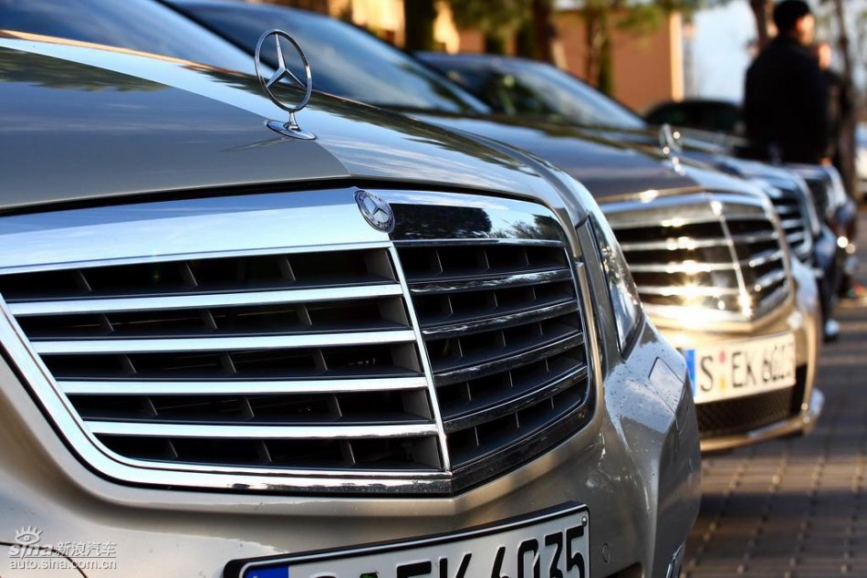 奔驰新E级试驾实拍图外观