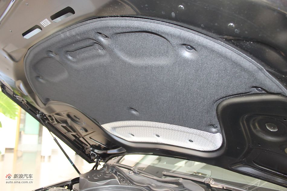 奔驰E260 CGI时尚型