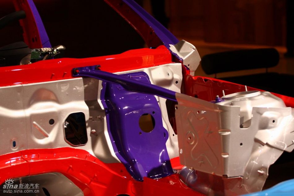 奔驰新E级试驾实拍图其他