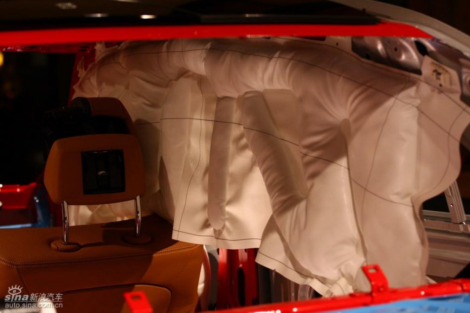 奔驰新E级试驾实拍图其他