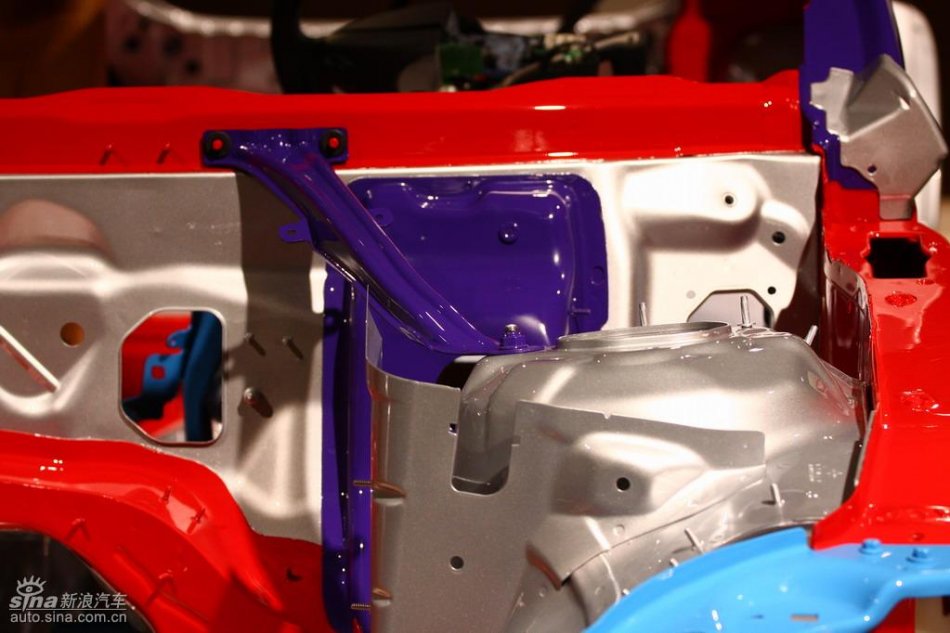 奔驰新E级试驾实拍图其他