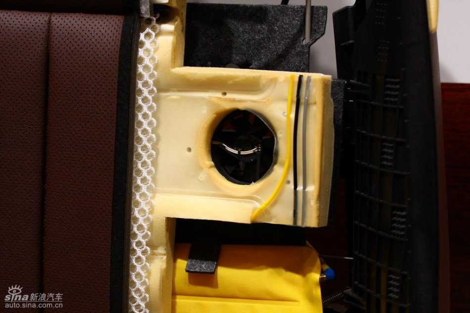 奔驰新E级试驾实拍图其他