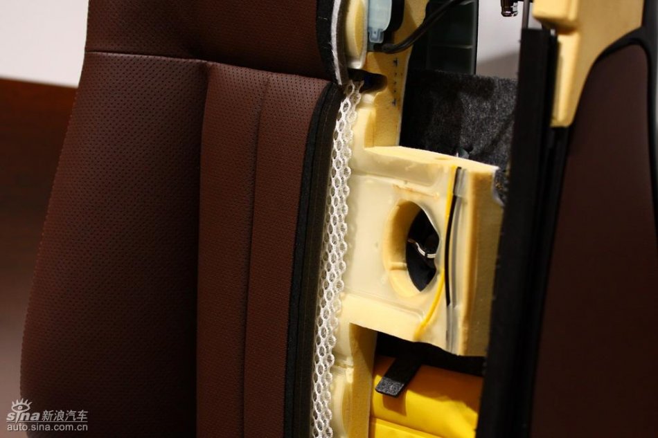 奔驰新E级试驾实拍图其他