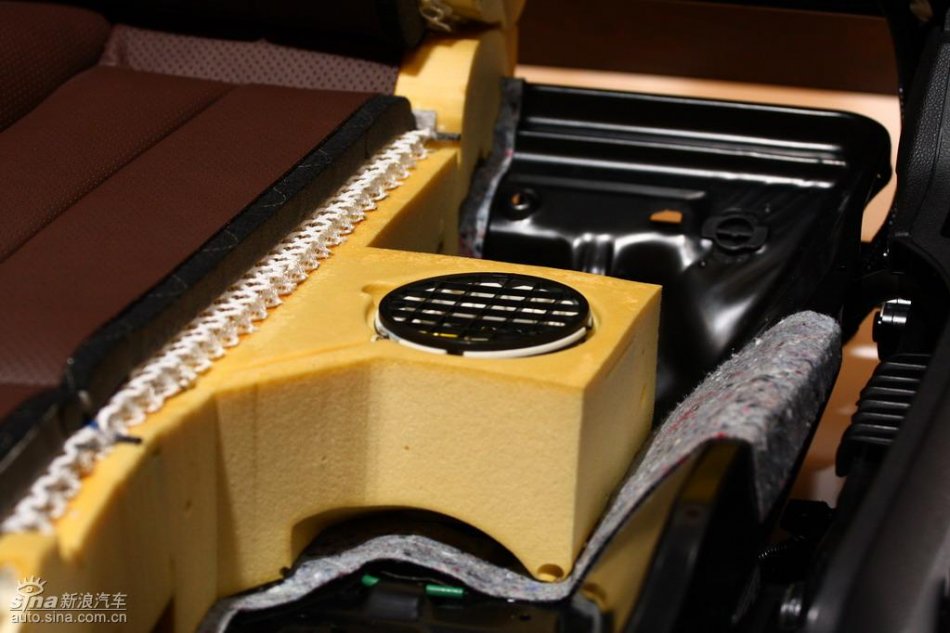 奔驰新E级试驾实拍图其他