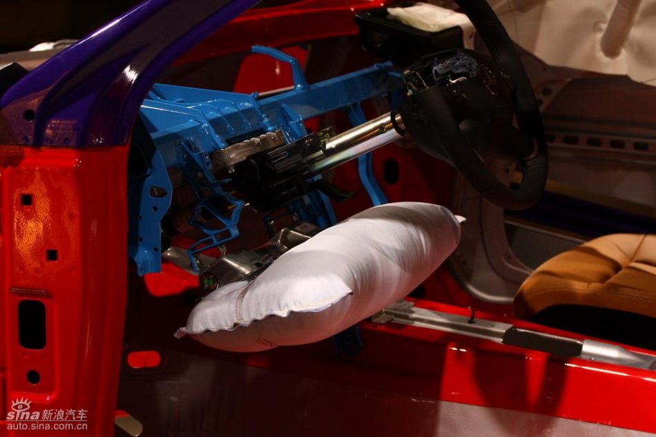 奔驰新E级试驾实拍图其他