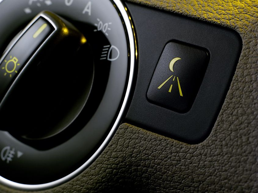 奔驰新E级官方资料图其他