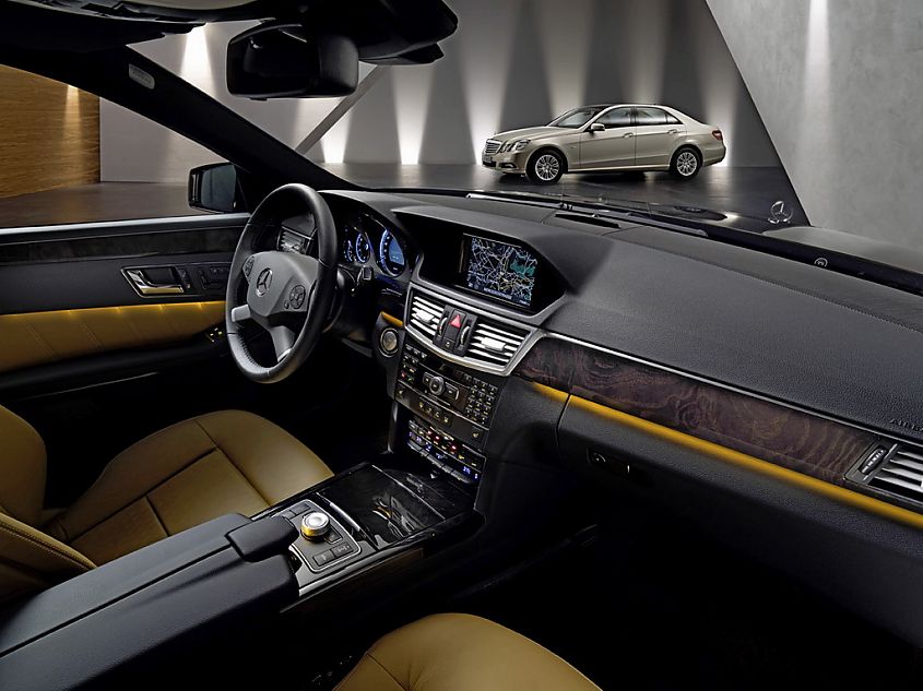 奔驰新E级官方资料图其他