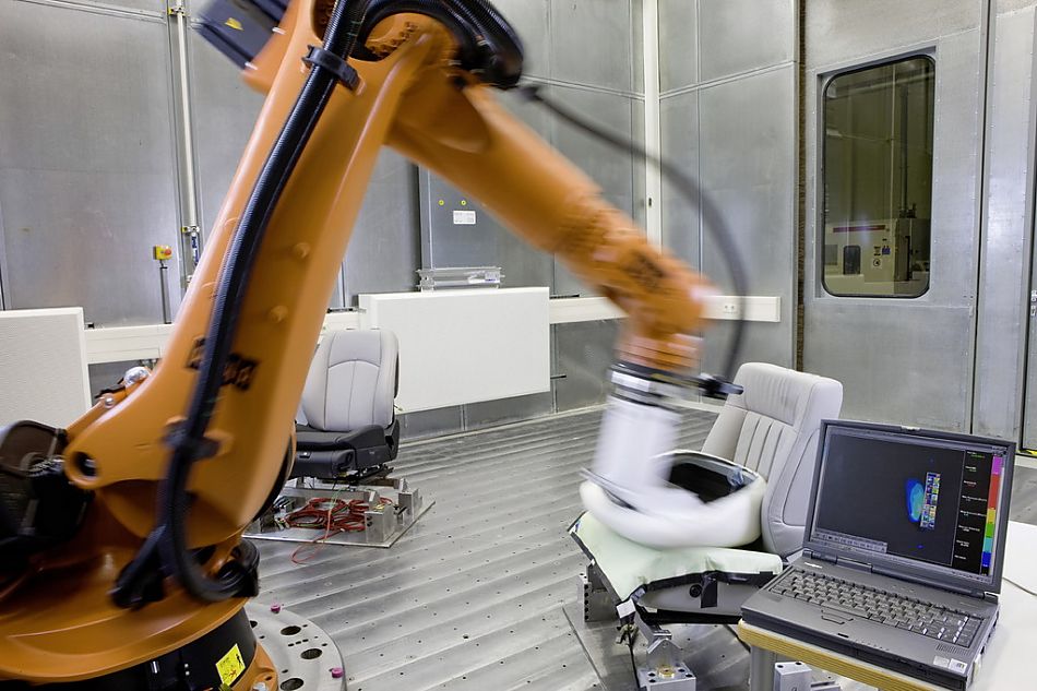 奔驰新E级官方资料图其他