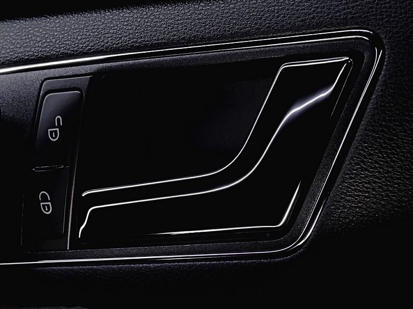 奔驰新E级官方资料图其他