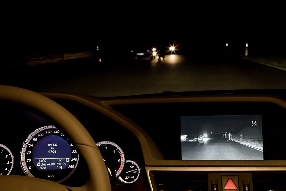 奔驰新E级官方资料图其他