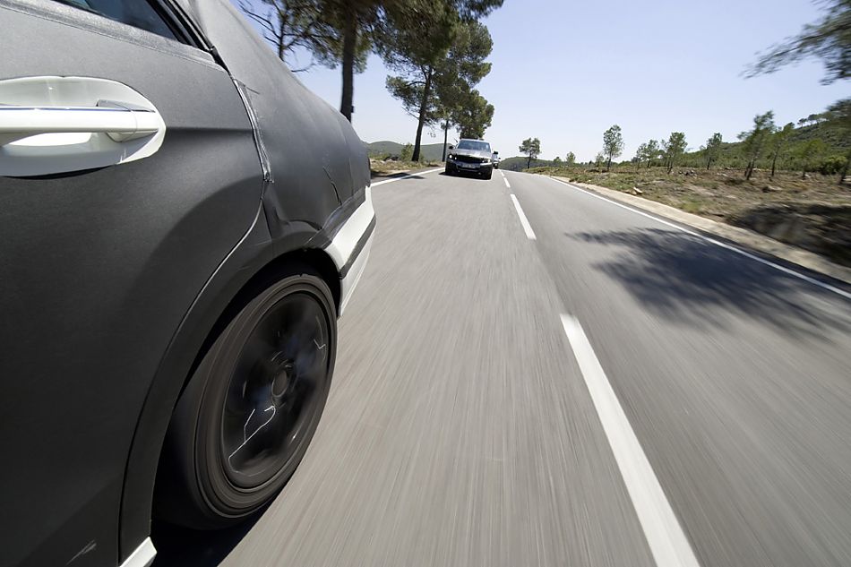 奔驰新E级官方资料图其他