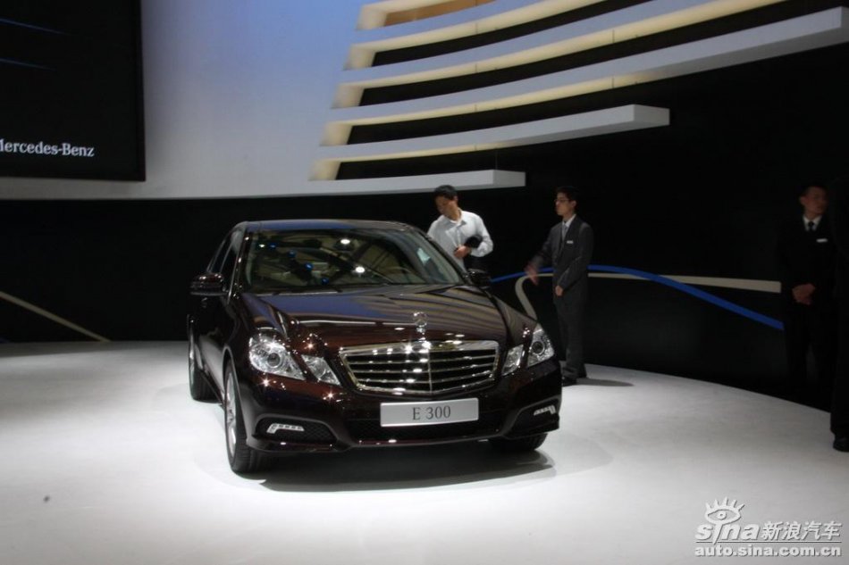 奔驰新E级