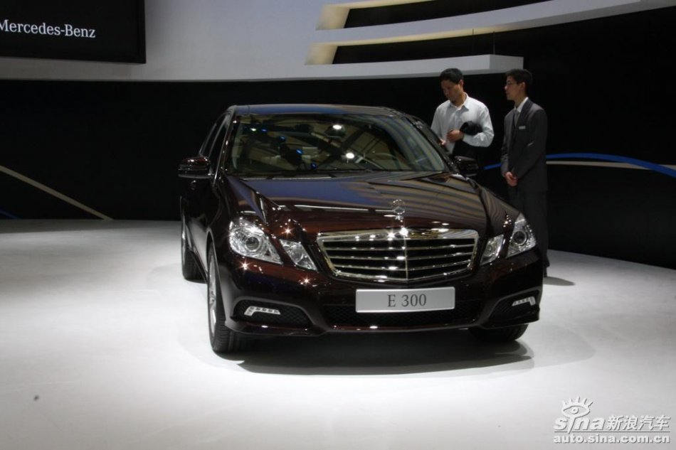奔驰新E级