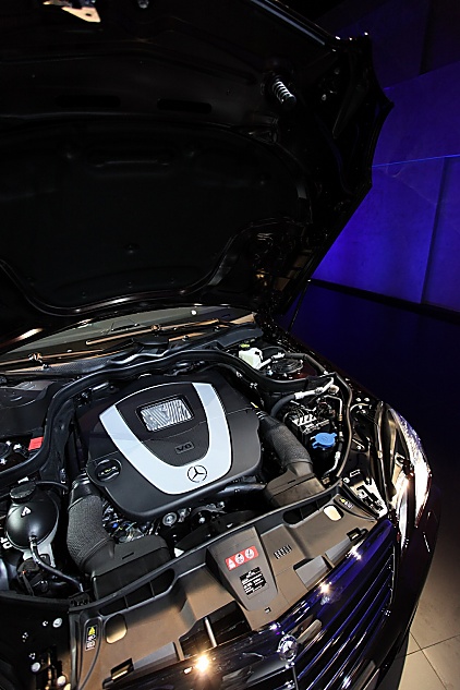 梅赛德斯-奔驰新E系轿车内饰