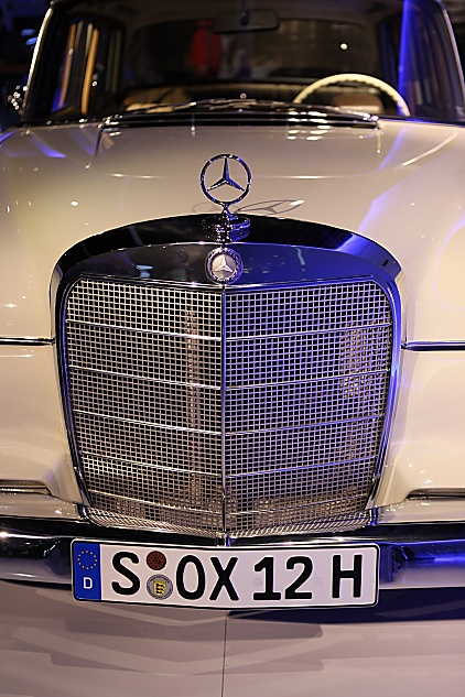 1953-1961年 第一代E级 W120-W121