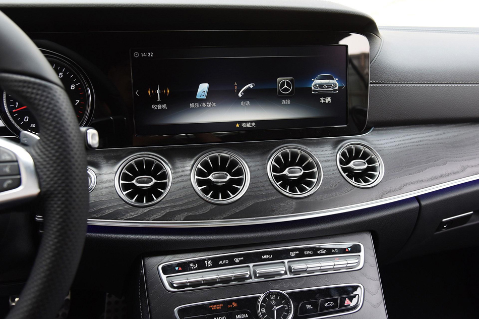 2018款 E 200 4MATIC 轿跑车 内饰