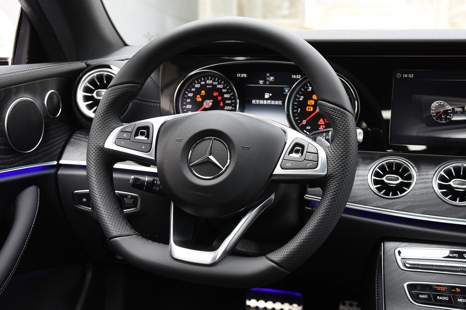 2018款 E 200 4MATIC 轿跑车 内饰