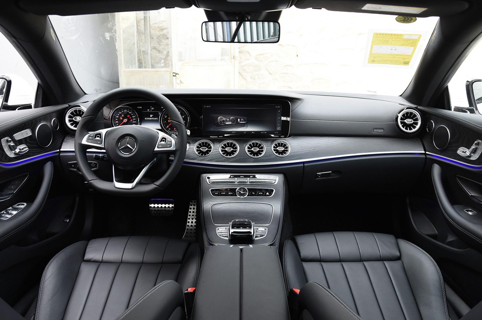 2018款 E 200 4MATIC 轿跑车 内饰