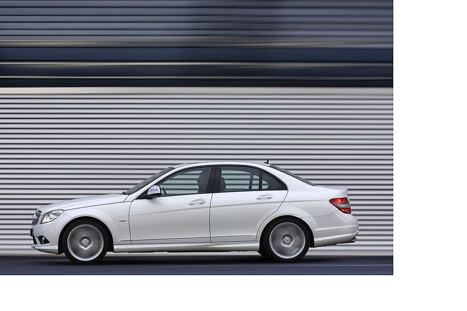 奔驰新C级轿车