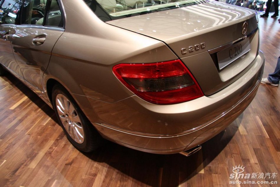 奔驰C200