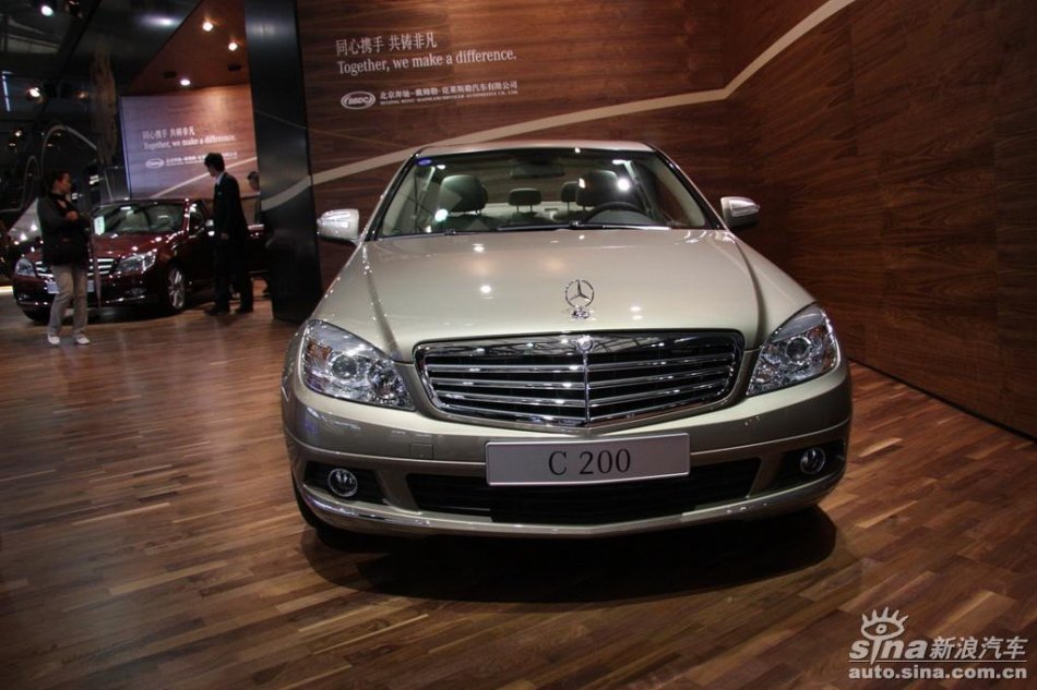 奔驰C200