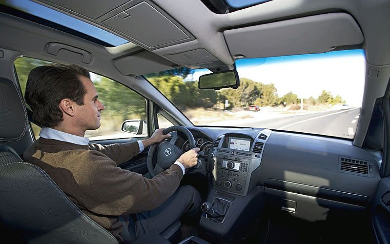 欧宝Zafira赛飞利