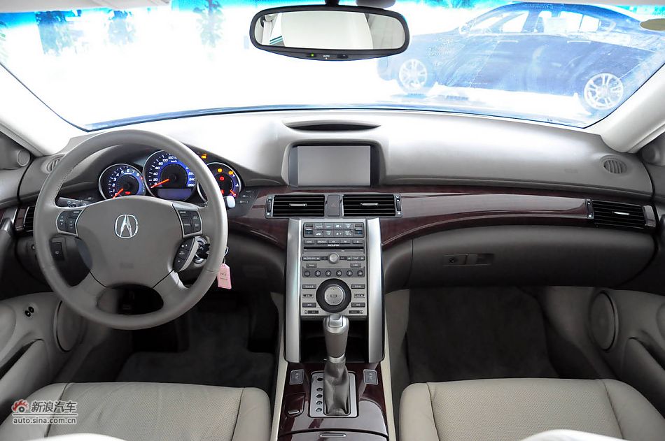 2010款讴歌RL实拍