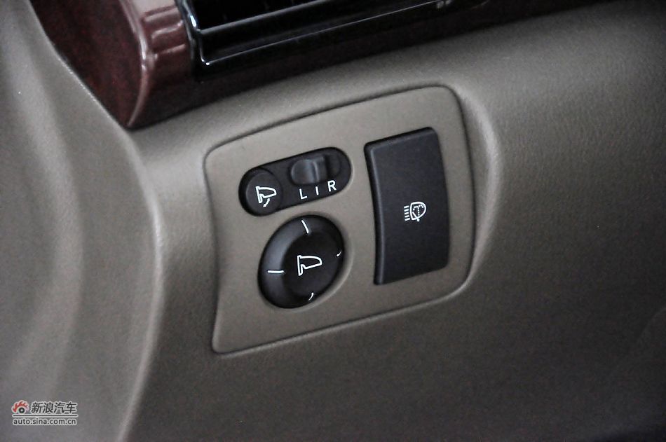 2010款讴歌RL实拍