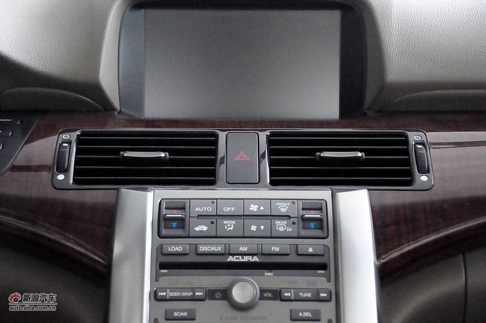 2010款讴歌RL实拍