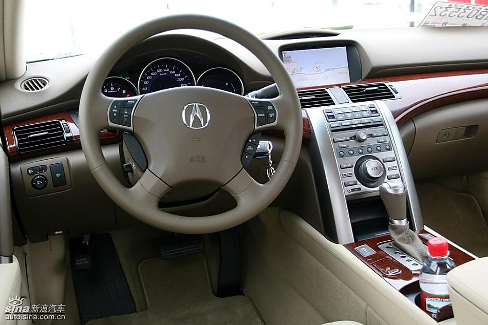 2009 Acura RL试驾图