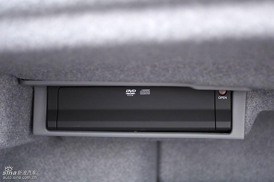 2009 Acura RL试驾图