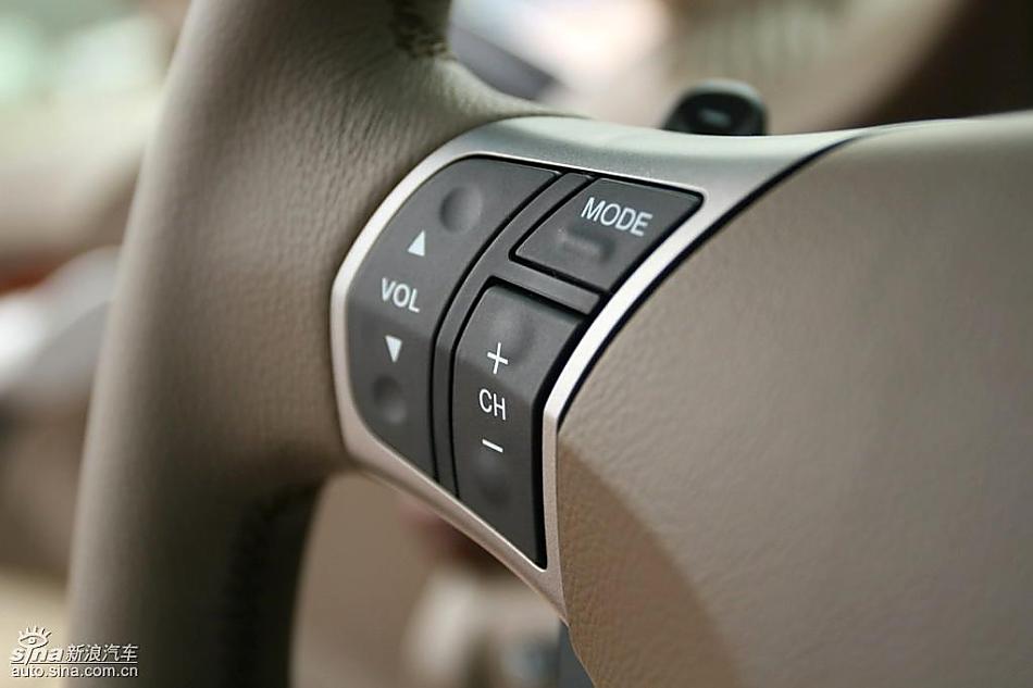 2009 Acura RL试驾图