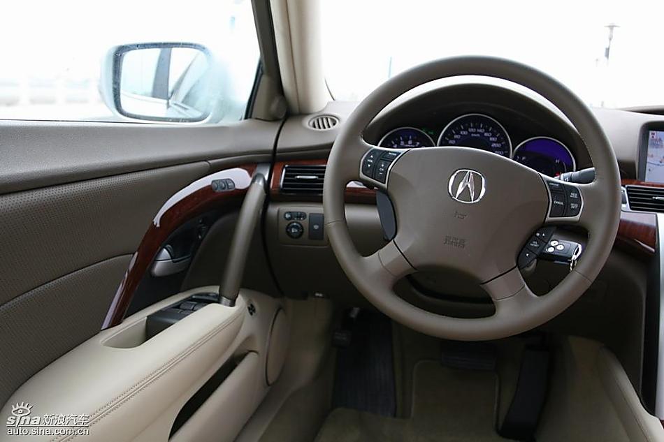 2009 Acura RL试驾图