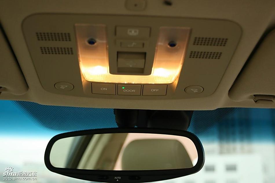 2009 Acura RL试驾图