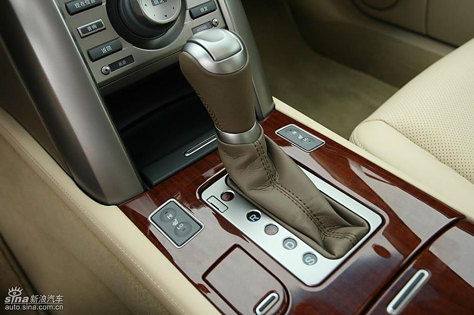 2009 Acura RL试驾图