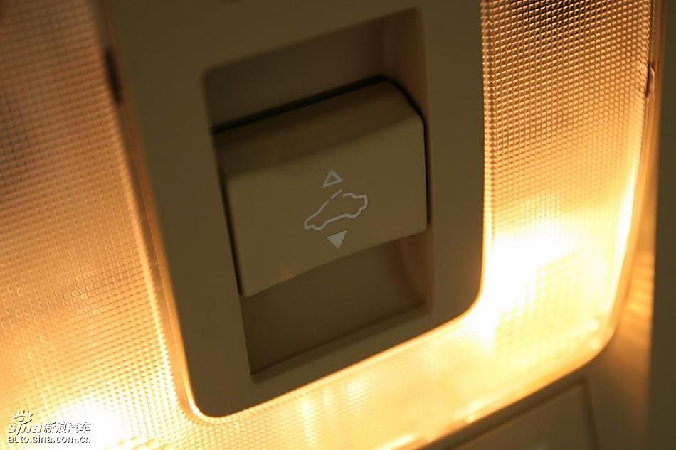 2009 Acura RL试驾图